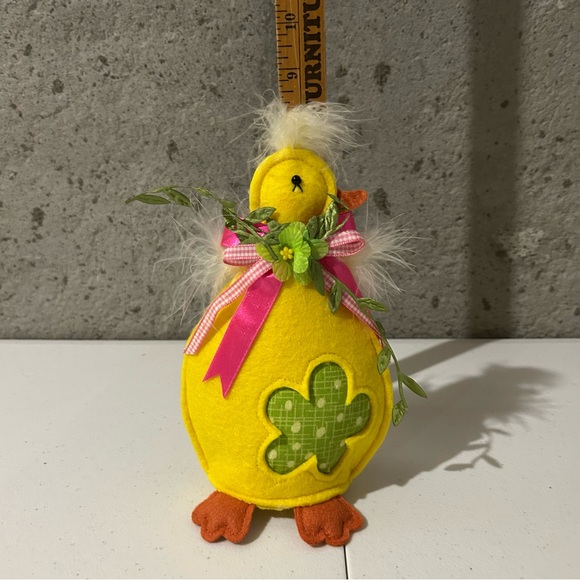 Easter Decor - Picture 4 of 9